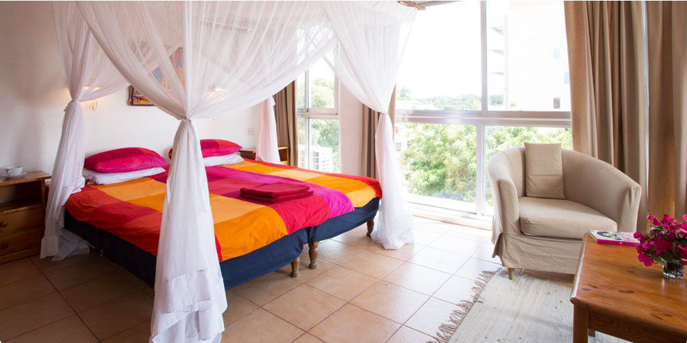 Q-Bar & Guesthouse Dar es Salaam Bagian luar foto